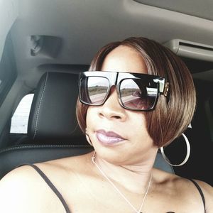 Meet your Posher, Deonna